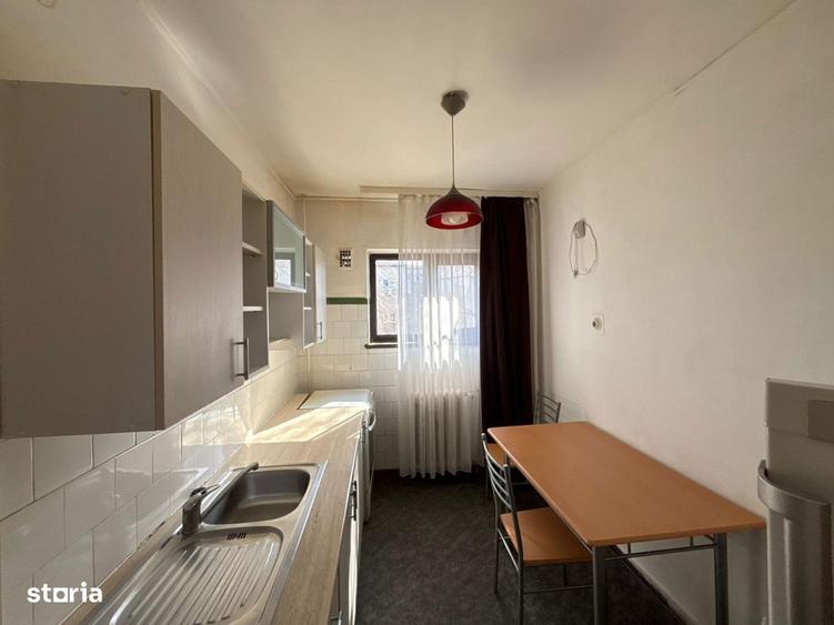 Apartament cu 2 camere, mobilat în Central