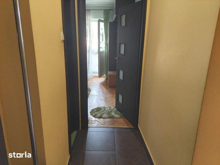 Apartament cu 3 camere decomandat, mobilat în Lăpuș Argeș