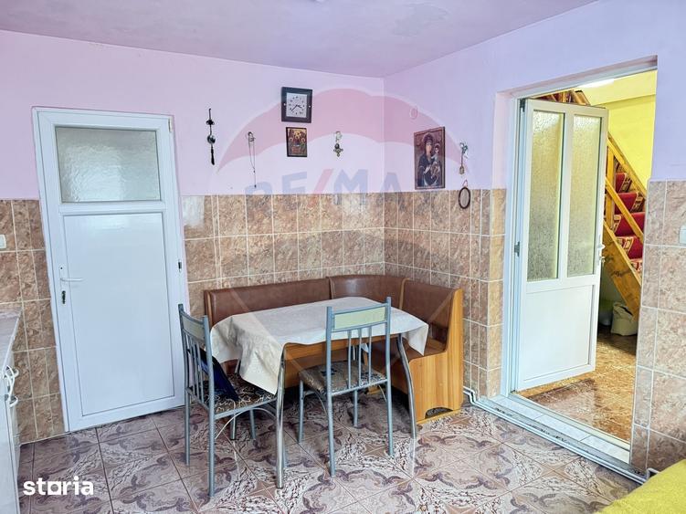 Casă cu 3 camere cu Teren 356 Mp în Central
