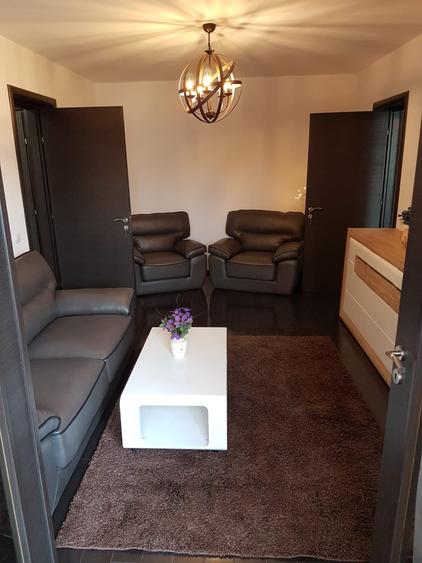 Apartament cu 2 camere semidecomandat în Capitale
