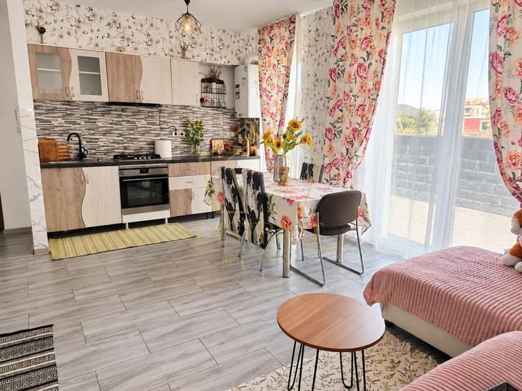 Apartament cu 2 camere semidecomandat, mobilat în Giroc