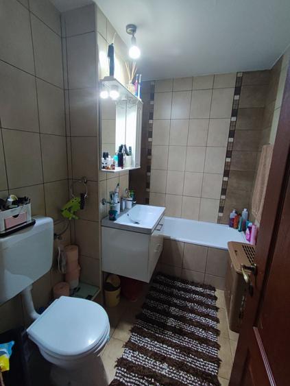 Apartament cu 3 camere decomandat în Unirii