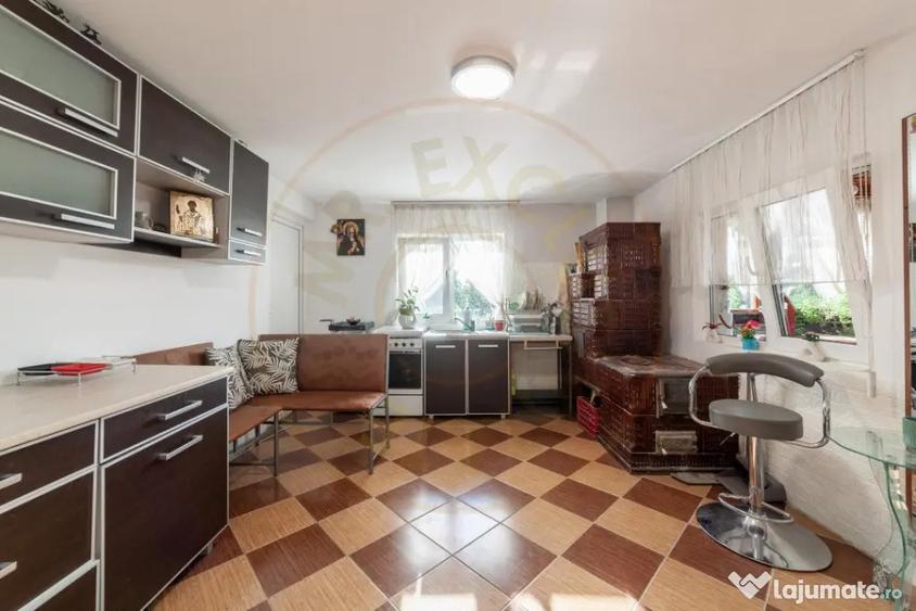 Casă cu 7 camere cu Teren 7829 Mp în Cuca