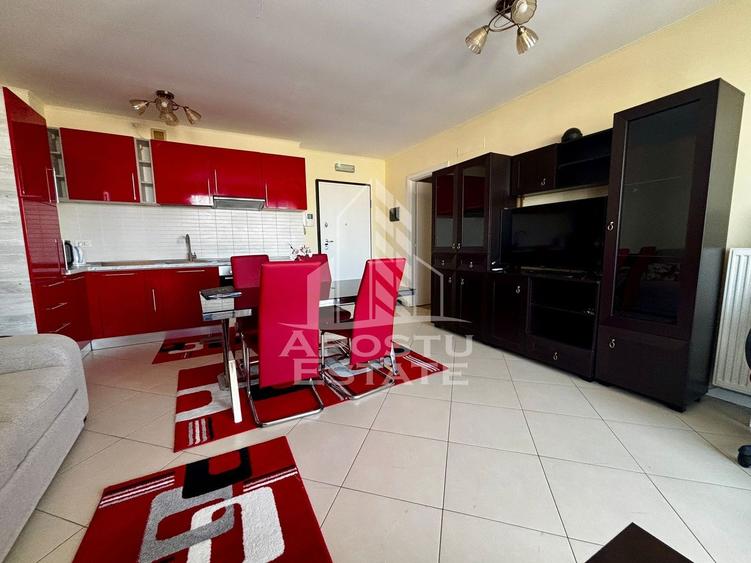 Apartament cu 3 camere semidecomandat, mobilat în Gheorghe Lazăr