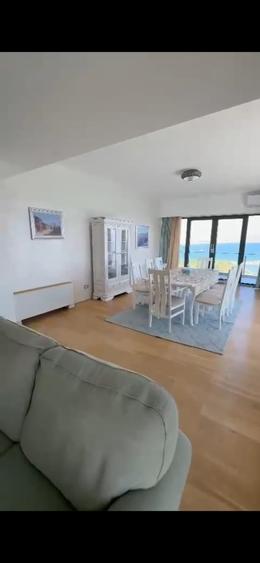 Penthouse cu 5 camere decomandat în Faleza Nord
