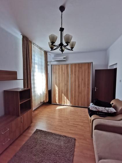 Apartament cu 2 camere decomandat în Copou