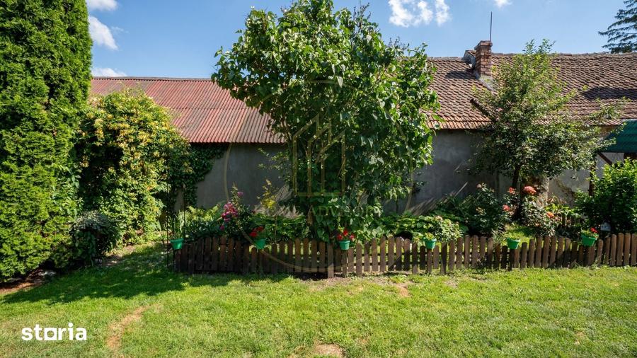 Casă cu 5 camere cu Teren 1500 Mp în Feldioara