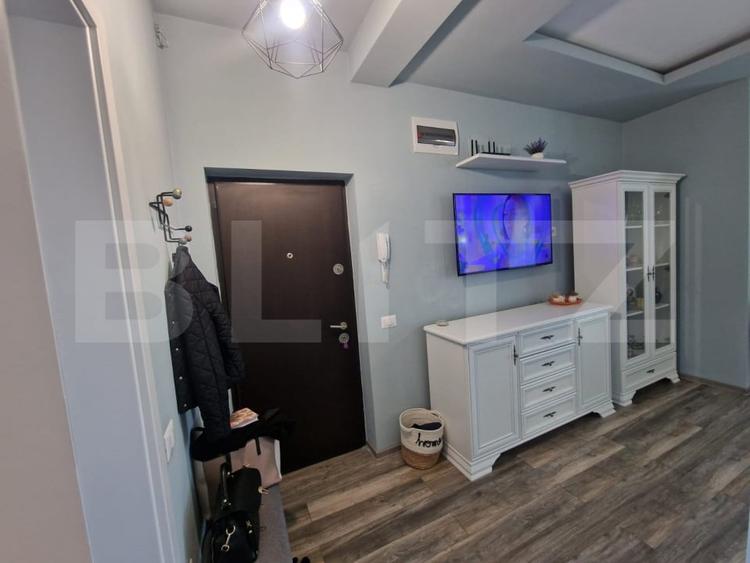 Apartament cu 2 camere semidecomandat, mobilat în Dumbrăvița