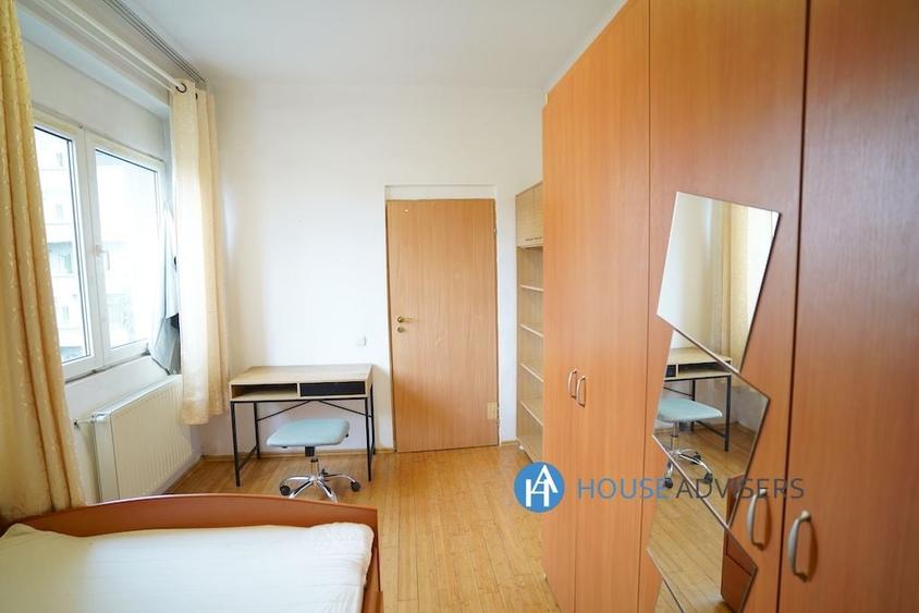 Apartament cu 4 camere în Romană
