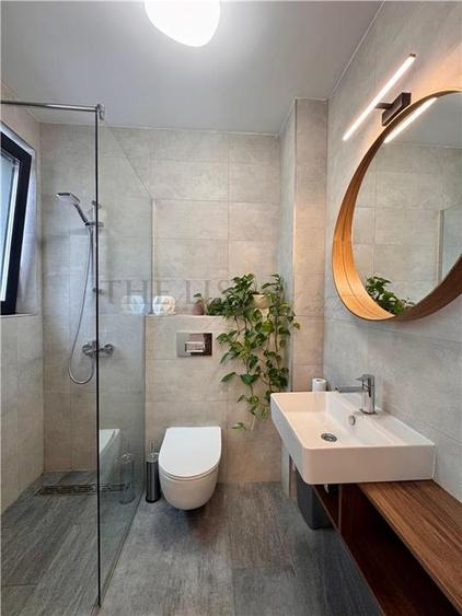 Casă cu 5 camere cu Piscina în Pipera