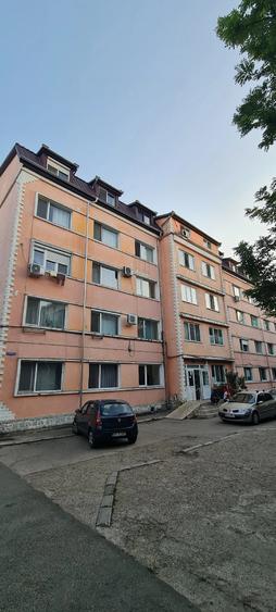 Garsonieră decomandată în Iosia