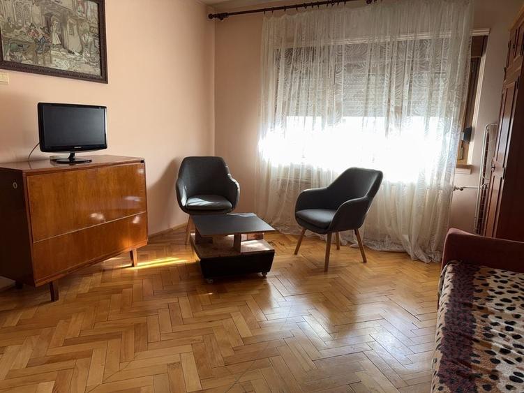 Garsonieră decomandată în Fortuna