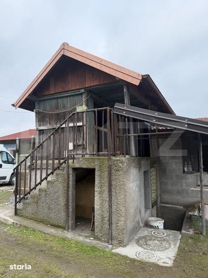Casă cu 3 camere cu Teren 1644 Mp în Pielești