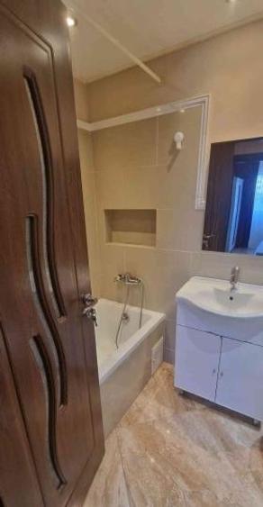 Apartament cu 2 camere in zona Titan Basarabia Etaj 2 - 6