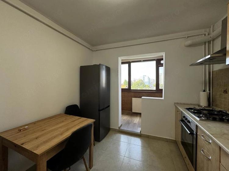 Apartament decomandat 3 camere la prima inchiriere, zona Circumvalatiunii - 12