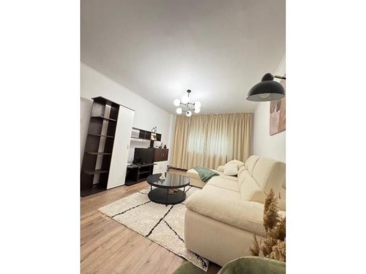 Apartament cu 2 camere în Aradului