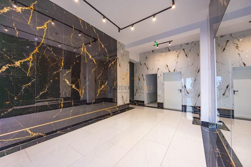 Penthouse cu 4 camere decomandat în Decebal