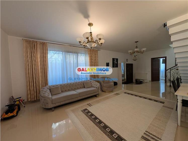 Casă cu 6 camere cu Teren 256 Mp în Sălaj