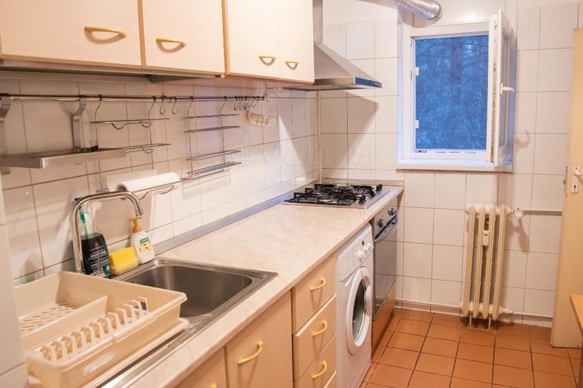 Apartament cu 2 camere decomandat, mobilat în Dristor