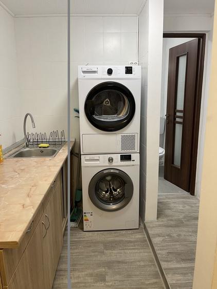 Apartament cu 2 camere nedecomandat în Parcul Carol