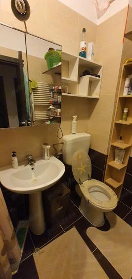 Apartament cu 2 camere decomandat în Rahova