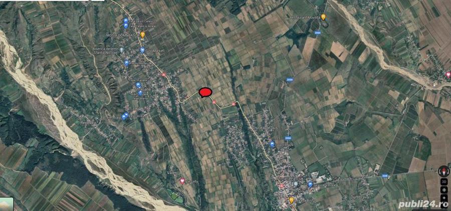Teren de 4672 mp, în Străoane