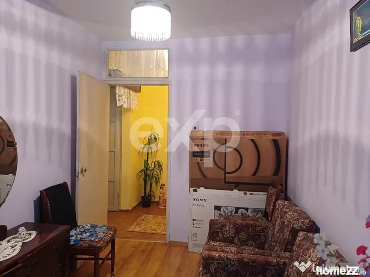 Apartament cu 3 camere decomandat în Central
