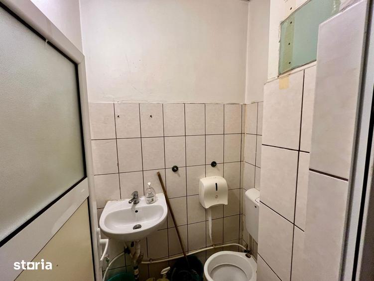 Spațiu comercial, de 45 mp, în Baza 3