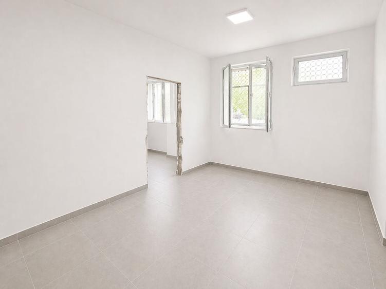 Spațiu comercial, de 205.25999450684 mp, în Dacia