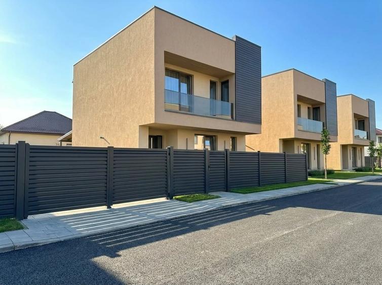 Casă individuală cu 5 camere cu Canalizare în Prelungirea Ghencea