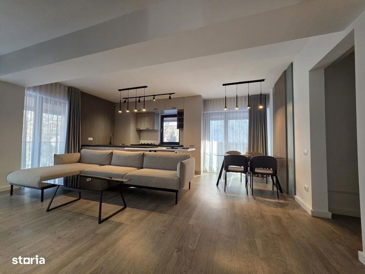 Apartament cu 4 camere în Central