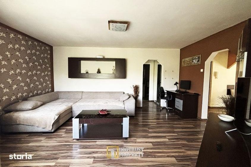 Apartament cu 3 camere în Micălaca