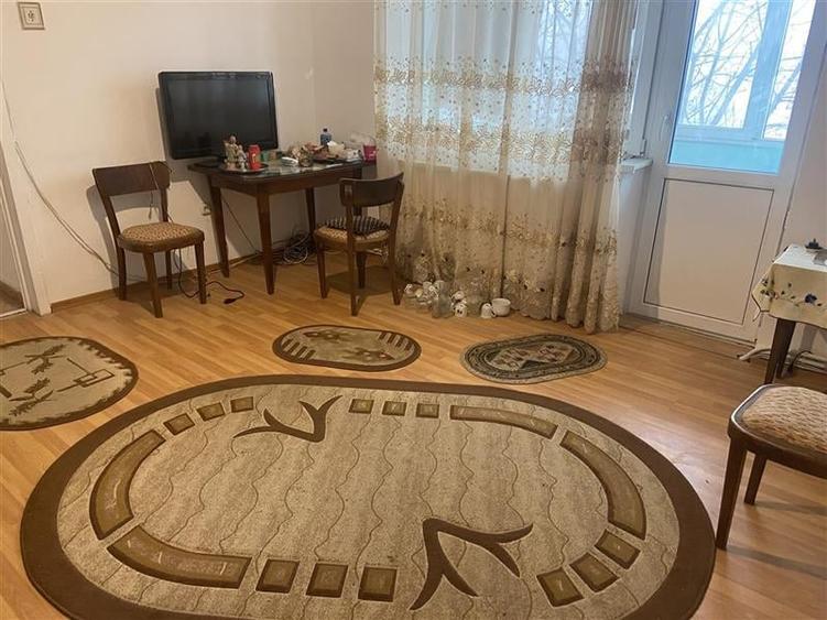 Apartament 3 camere , zona Cartier Gara , et 3din 4 , 60 mp , centrala termica , - 1