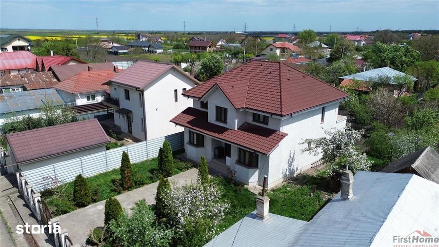 Casă cu 5 camere cu Teren 674 Mp în Vânători