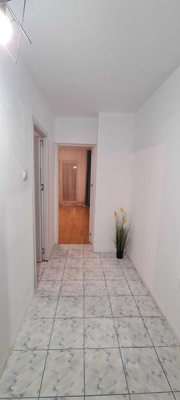 Apartament cu 2 camere semidecomandat în Tineretului