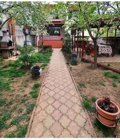 Casă cu 5 camere cu Teren 650 Mp în Militari