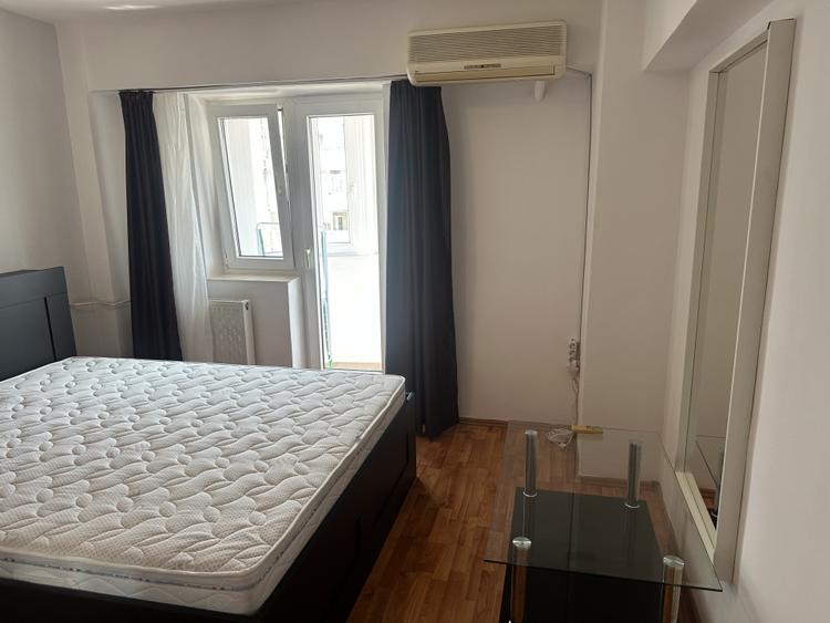 Apartament cu 2 camere decomandat, mobilat în Calea Călărașilor