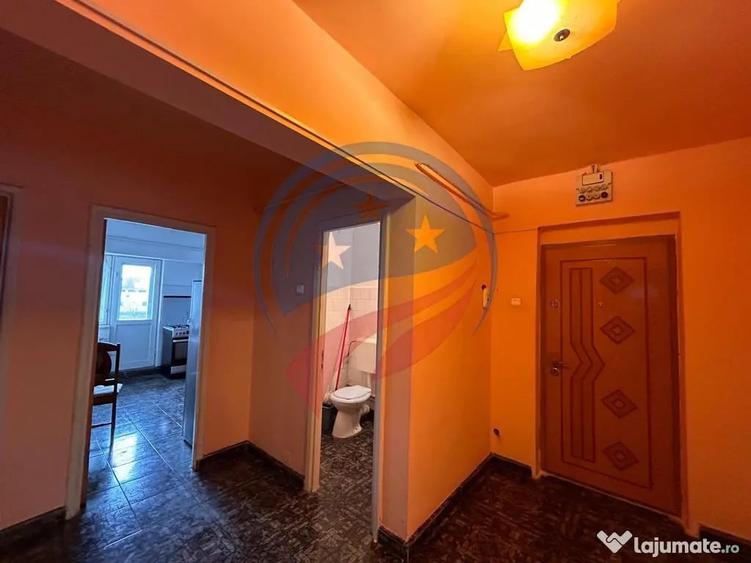 Apartament cu 3 camere decomandat în Calea Severinului