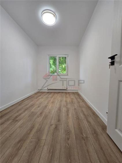 Apartament cu 3 camere decomandat în Dacia