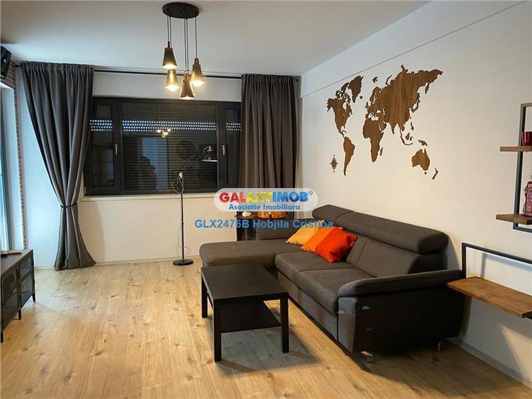 Apartament cu 3 camere semidecomandat, mobilat în Băneasa