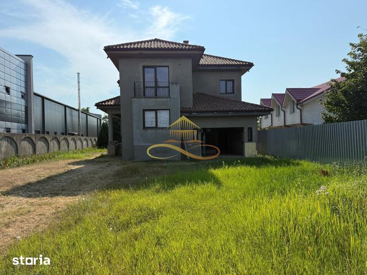 Casă cu 5 camere cu Teren 1715 Mp în Itești
