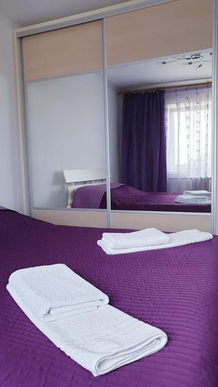 Apartament cu 3 camere decomandat în Exterior Vest