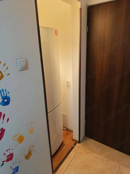 Apartament cu 4 camere decomandat în Gara de Nord