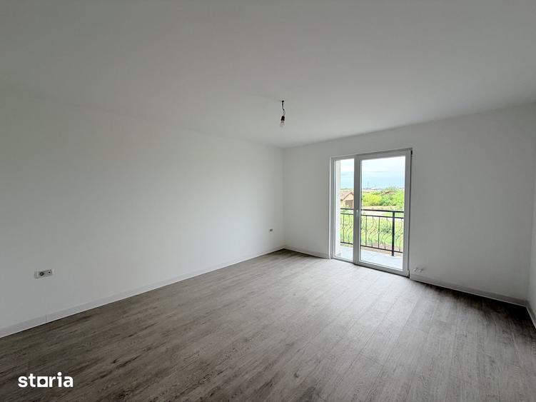 Casă cu 4 camere cu Teren 298 Mp în Vladimirescu