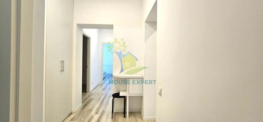 Apartament cu 3 camere decomandat, mobilat în Barbu Văcărescu