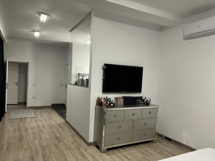 Casă individuală cu 4 camere cu Teren 900 Mp în Măgureni