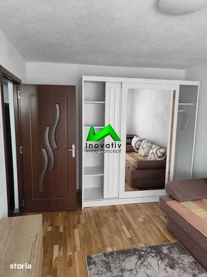 Garsonieră decomandată, mobilată în Valea Aurie