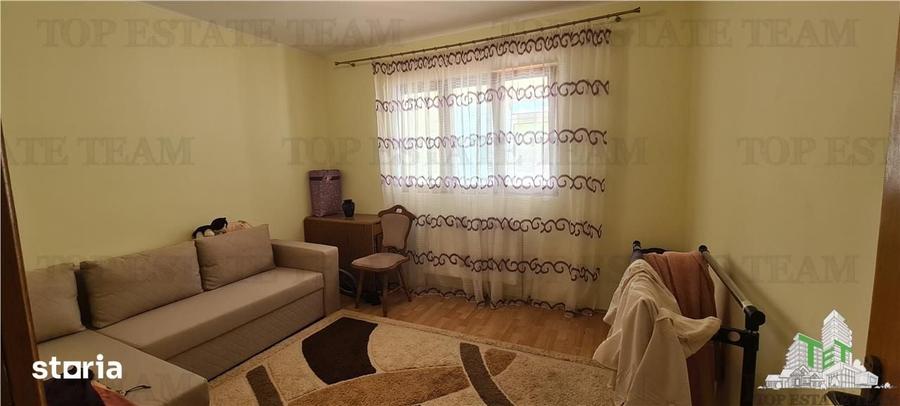 Casă cu 5 camere decomandat cu Teren 517 Mp în Bucureștii Noi