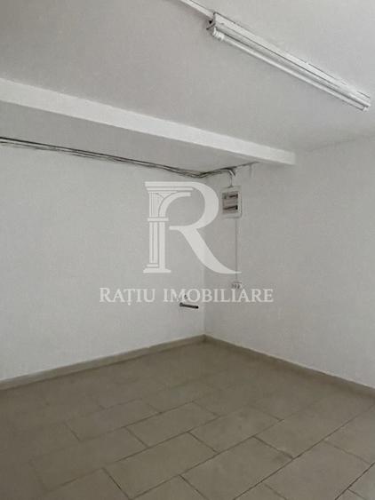 Spațiu comercial, de 59.400001525879 mp, în Central