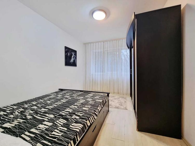Apartament cu 2 camere semidecomandat în Gorjului
